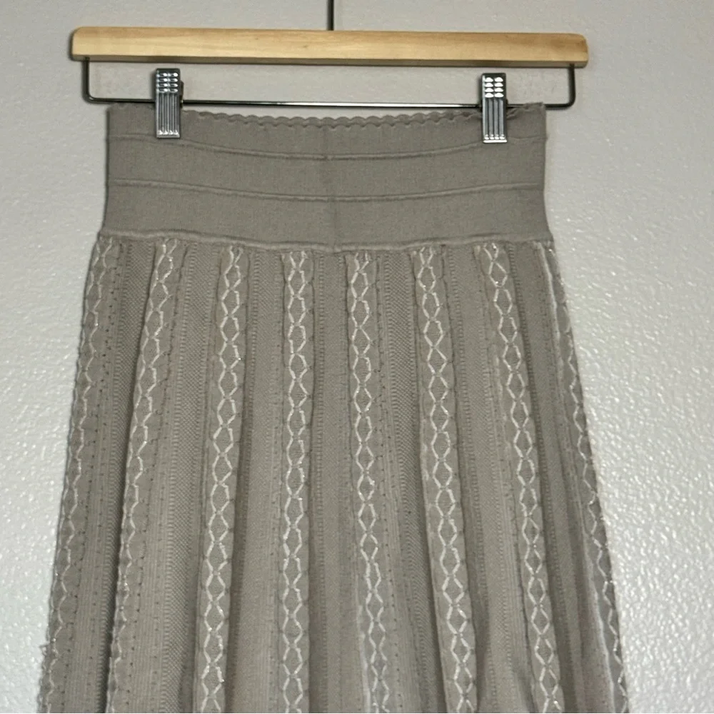 NWT Milano Tan Geometric Design Sweater Midi Skirt Size Small